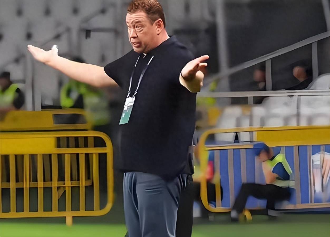 英超赛程吃紧；上海申花转会期门线救险；管理层满意；临场指挥获称赞的简单介绍爱游戏