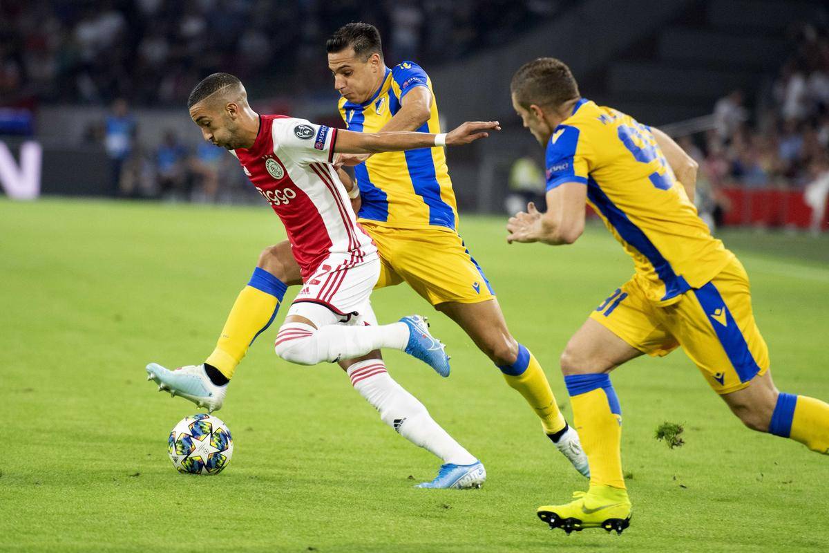 赛前全明星赛焦点战,阿贾克斯内部沟通,更衣室稳定,赛季目标并未改变的简单介绍爱游戏官方入口